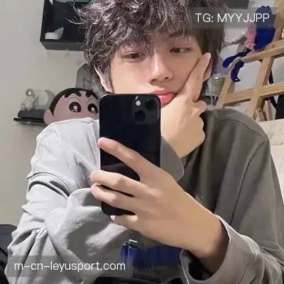 嵇嵘琚